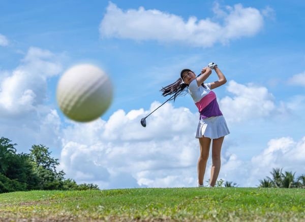 The Truth (Finally) About Hitting a Golf Ball Straight